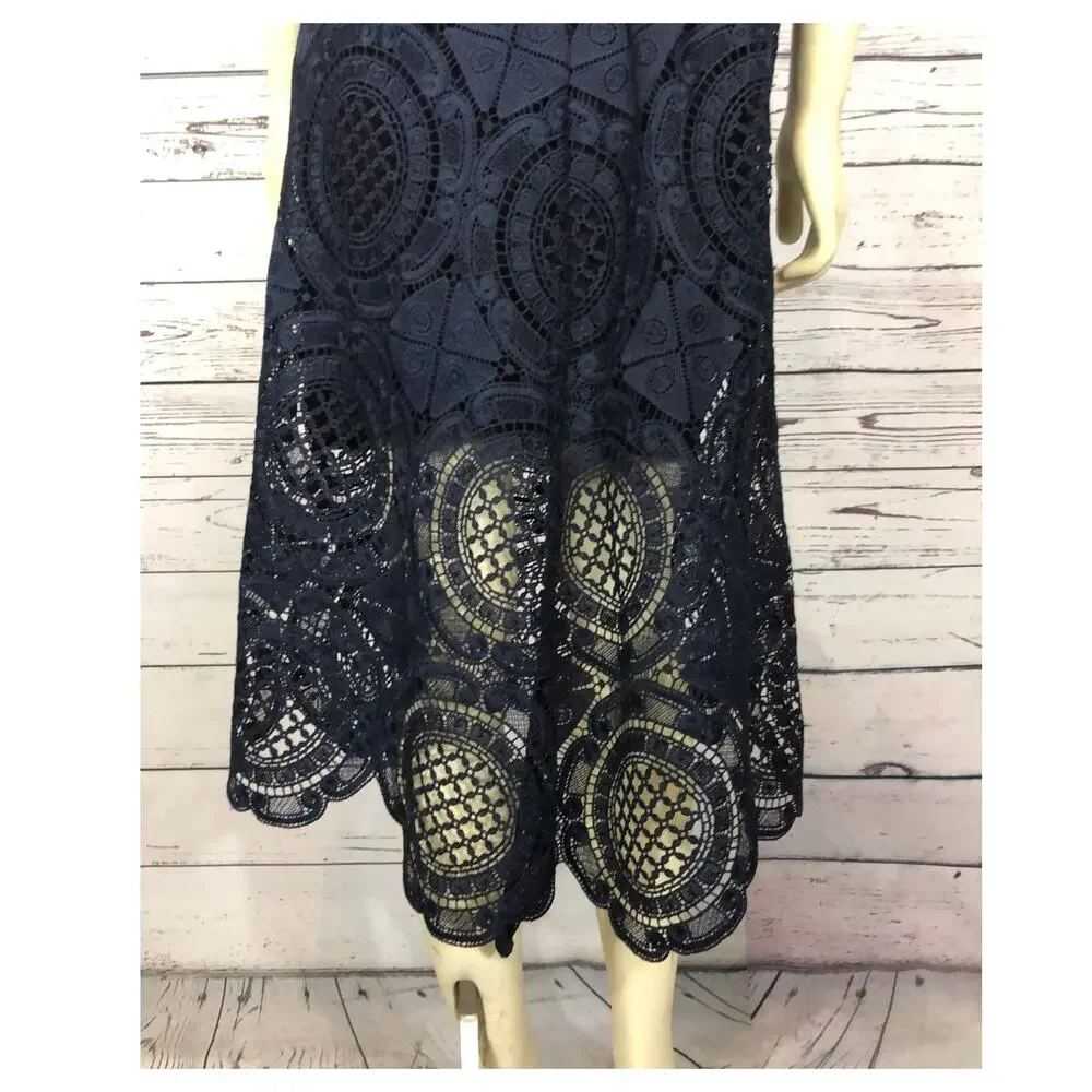 Tracy Reese Navy Surplice sleevless scalloped Lace Embroidered Dress size 4